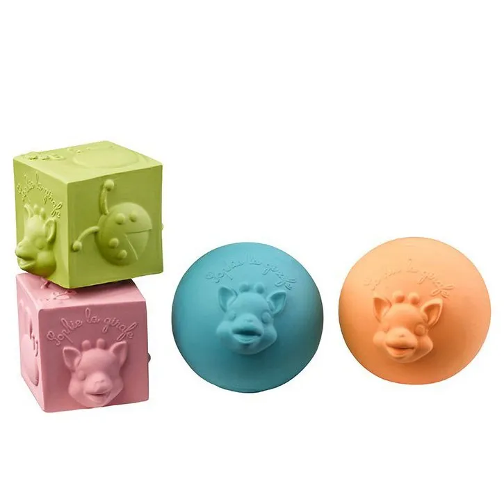 Sophie la Girafe® So Pure 2 Balls and 2 Cubes Set