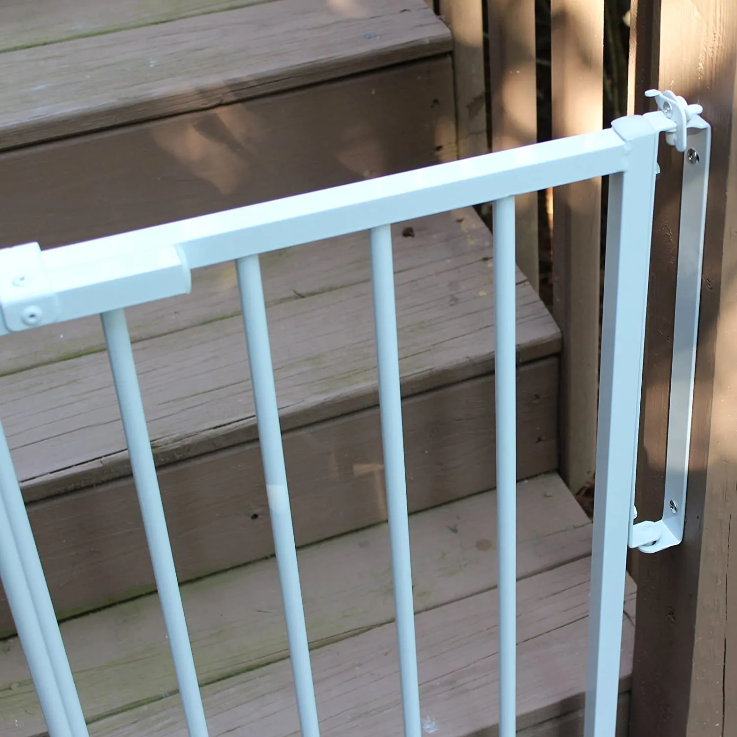 Stairway Pet Gate - Cardinal Stairway Special Pet Gate -Adjustable from 27" to 42"